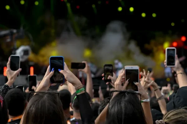 Garforfans: Fan Community Platform in the Digital Age