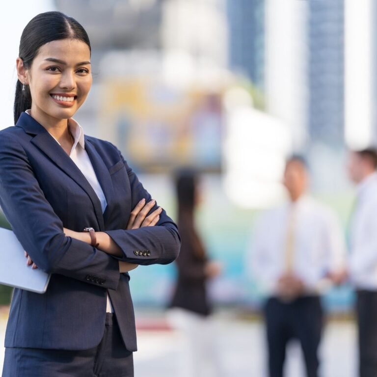 Staying Connected Across European Cities Without the Roaming Nightmare