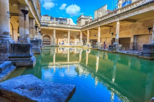 How Roman Bathhouses Shaped Early Wellness Architecture
