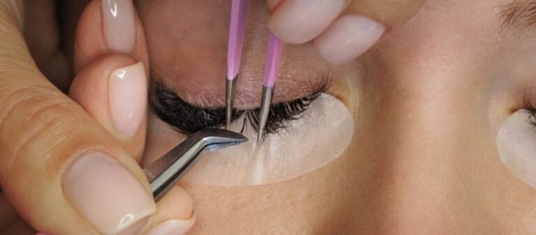 Start Your Career Top Lash Tech Course Guide